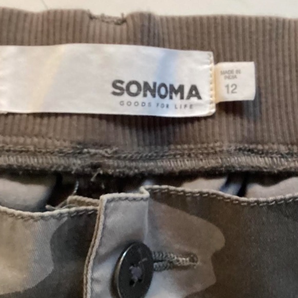 Sonoma Womens Cammo Capris, 12 - Picture 4 of 5